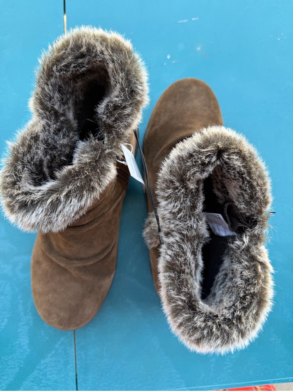 Khombu Women's Suede Leather Upper All-Weather Faux Fur Suede Boots Sz 7